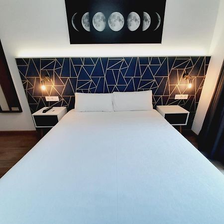 Hostal Laia By Gaiarooms Barcelona Buitenkant foto