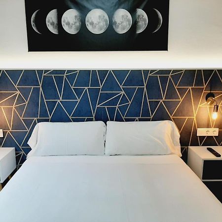 Hostal Laia By Gaiarooms Barcelona Buitenkant foto