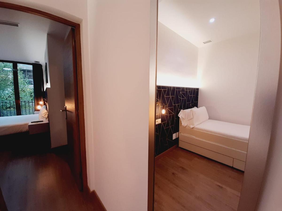 Hostal Laia By Gaiarooms Barcelona Buitenkant foto