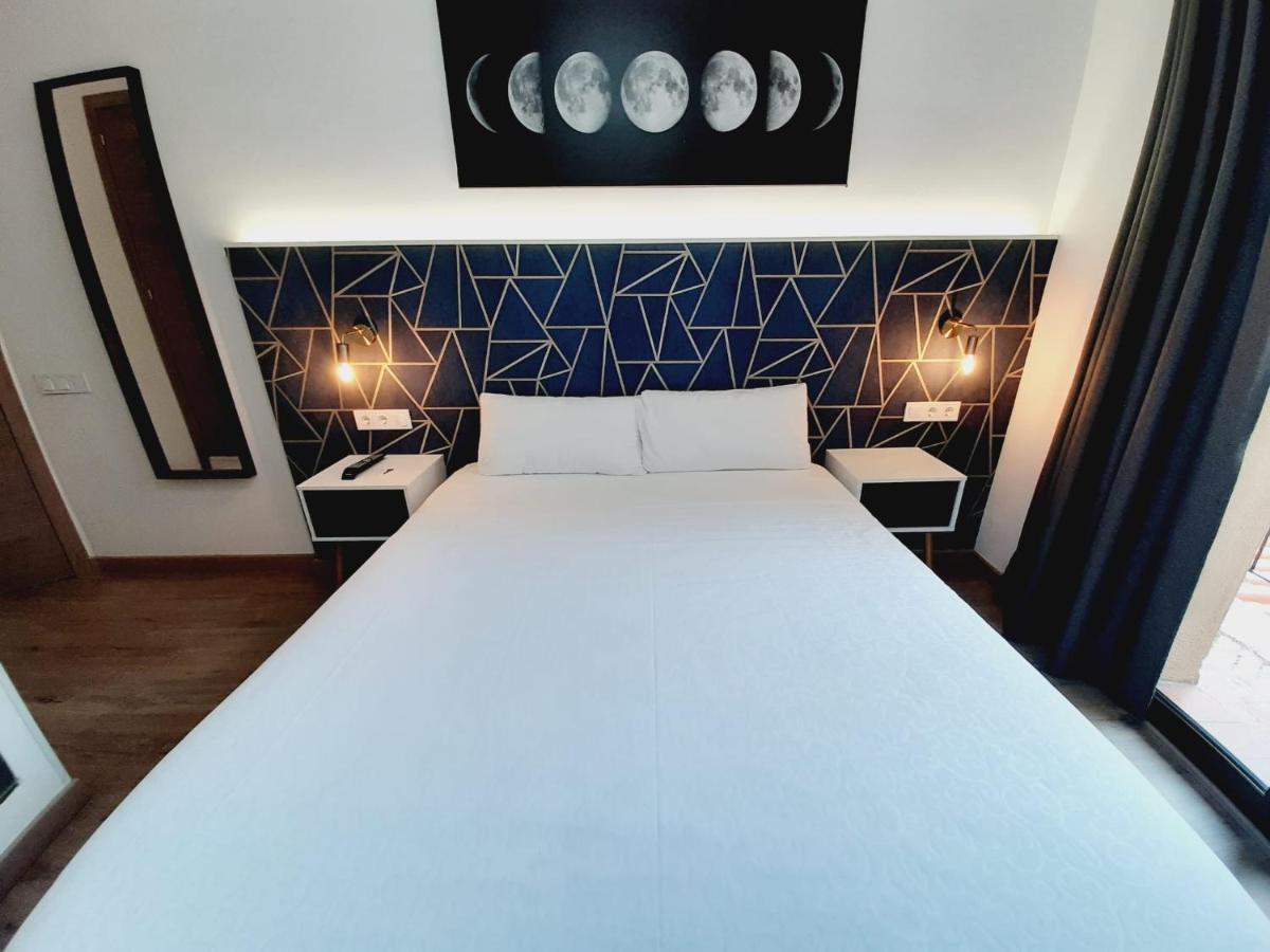 Hostal Laia By Gaiarooms Barcelona Buitenkant foto
