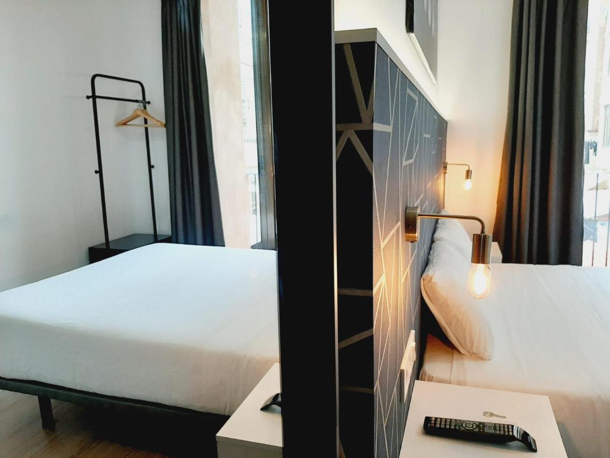 Hostal Laia By Gaiarooms Barcelona Buitenkant foto