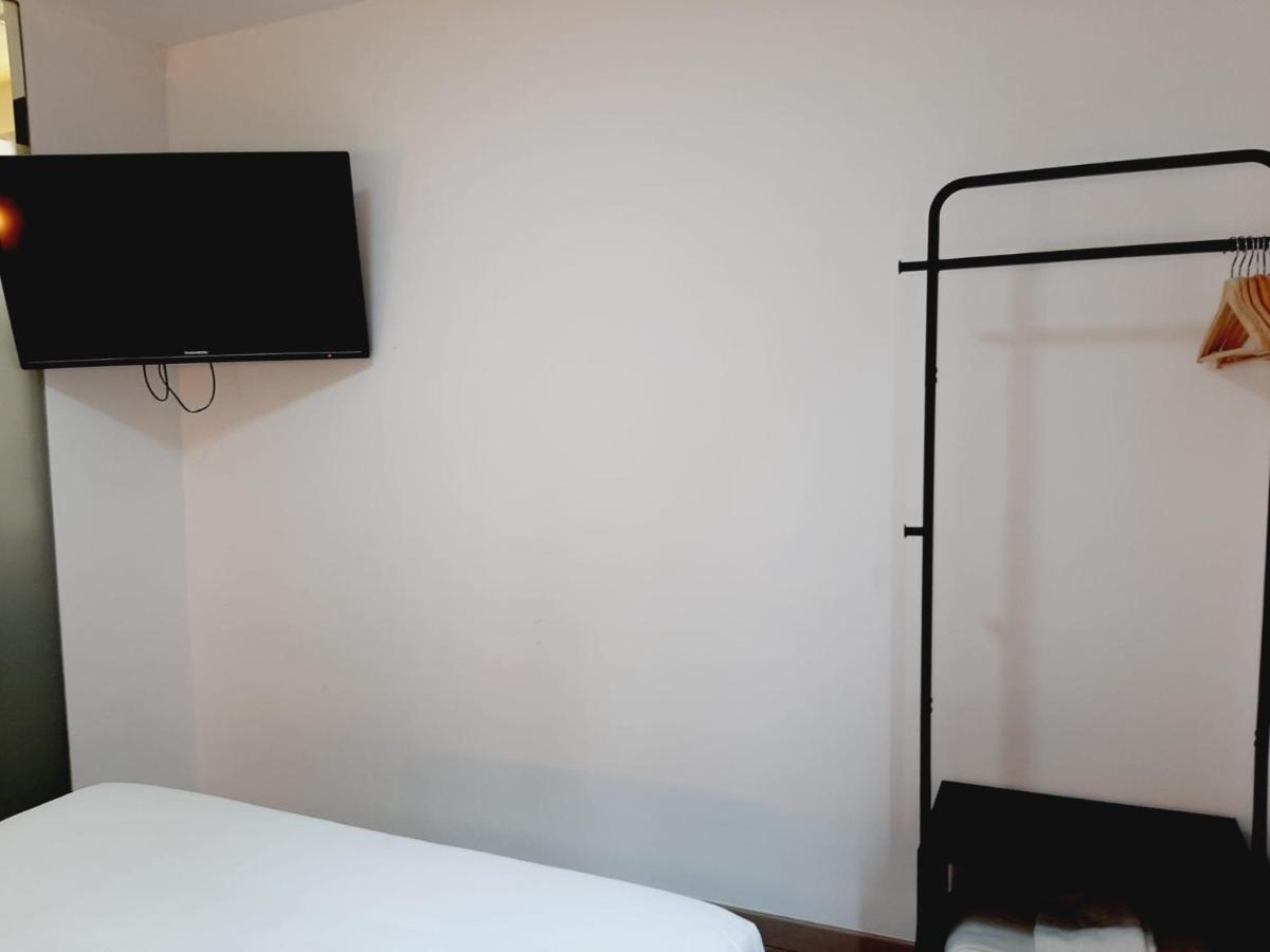 Hostal Laia By Gaiarooms Barcelona Buitenkant foto